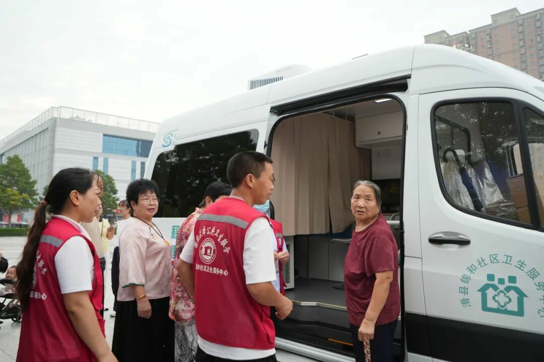 宇通多形態巡回醫療車，助力常態化巡回醫療機制建立